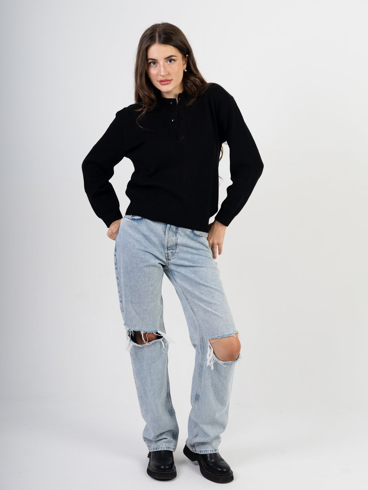 Women’s Knitted Buttoned Pullover