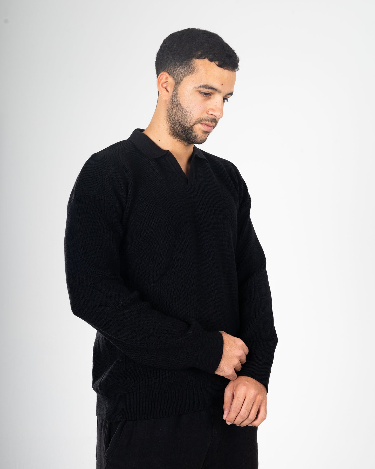 Black Knitted Pullover Tricot