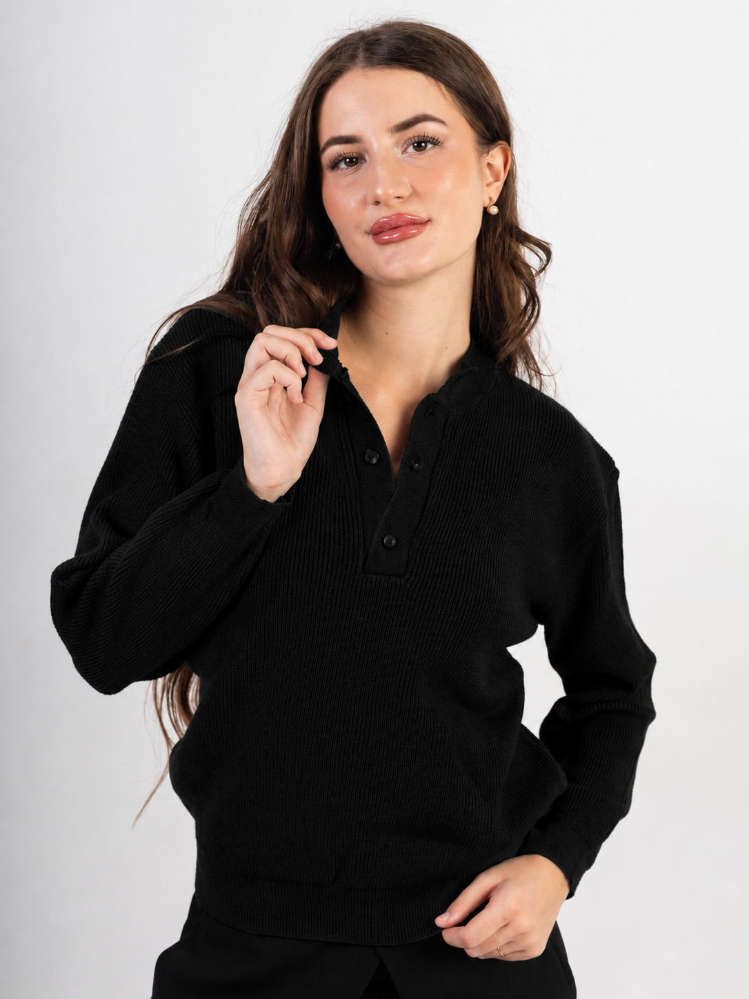 Women’s Knitted Buttoned Pullover