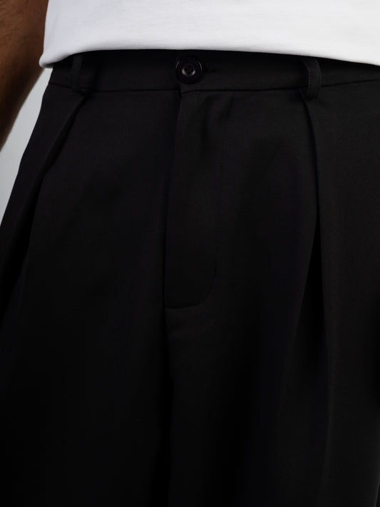Relaxed Fit Pleated Pants