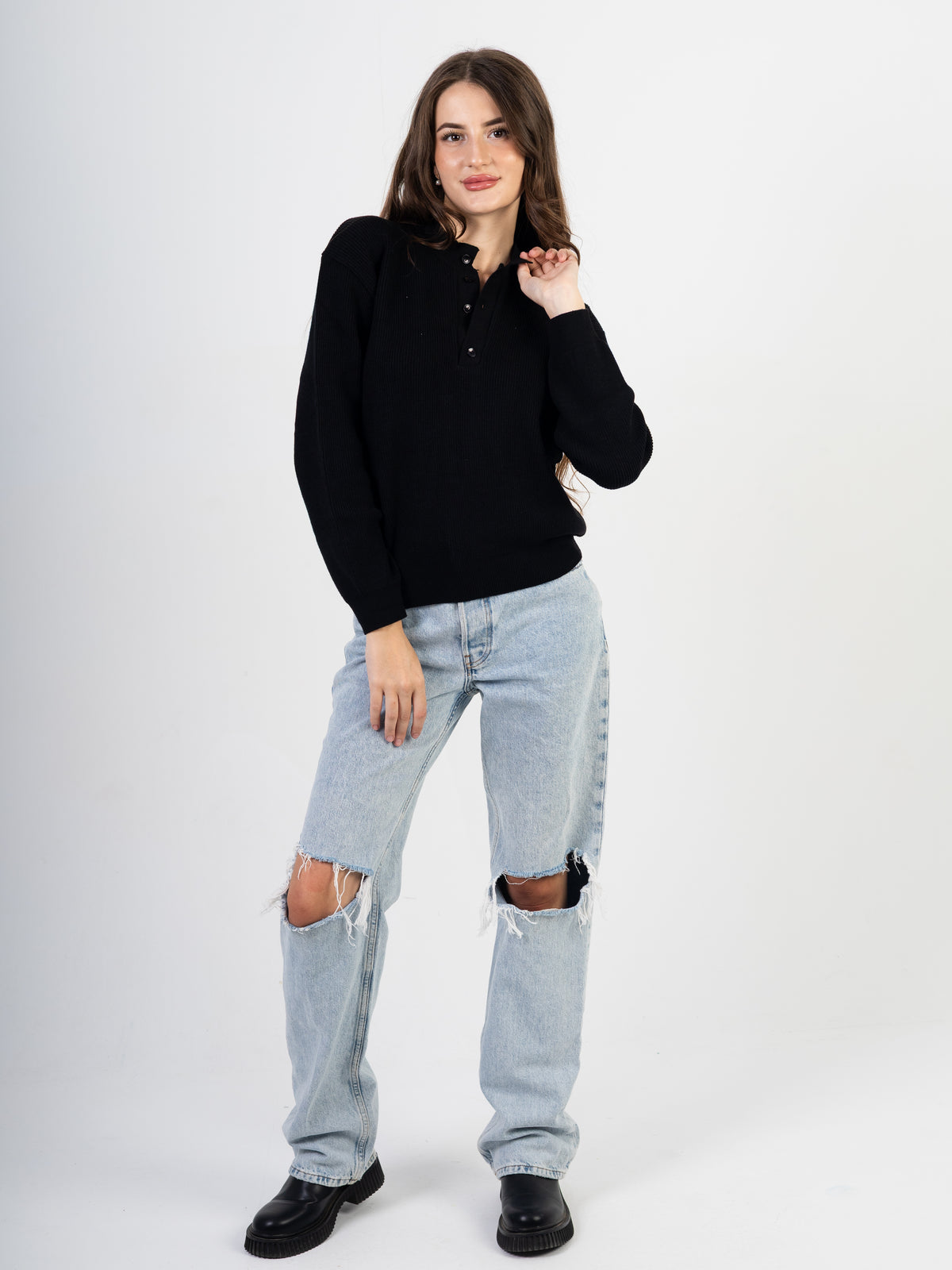 Women’s Knitted Buttoned Pullover