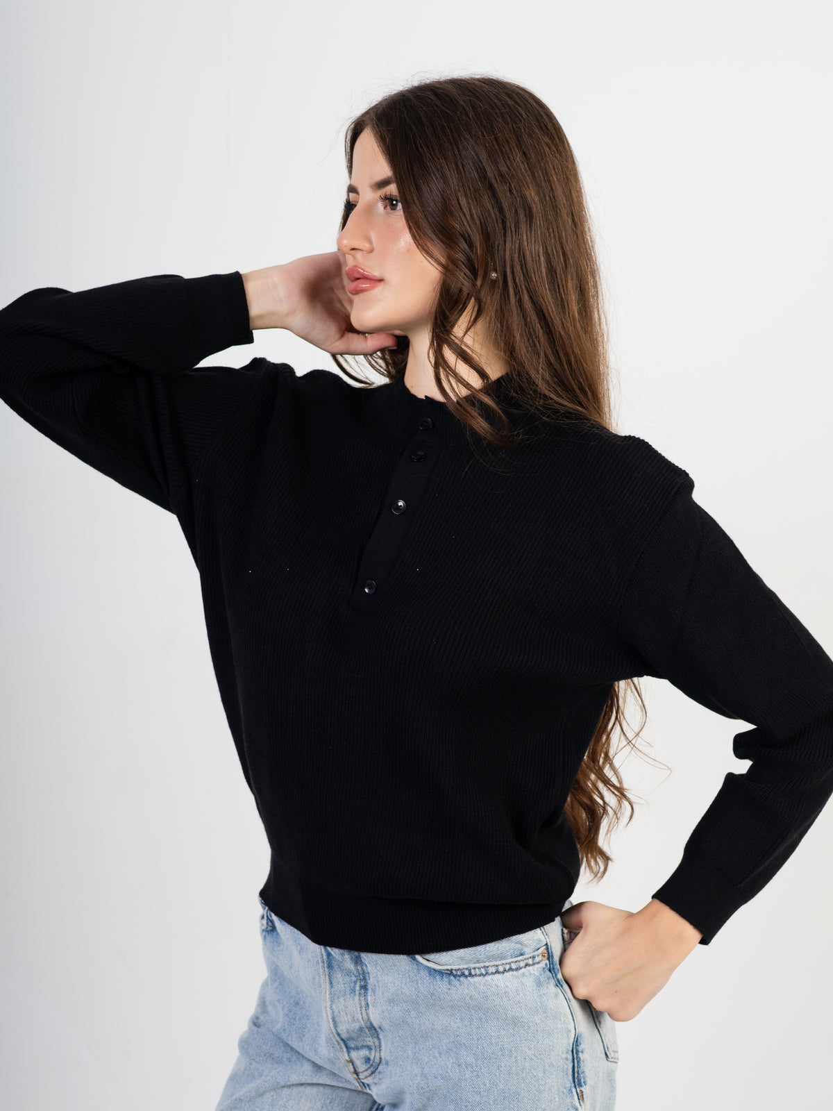 Women’s Knitted Buttoned Pullover
